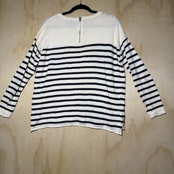 H&M Women Medium Striped Knit Sweater Cream Black Long Sleeve Back Zip - Picture 6 of 7